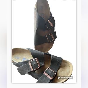 Birkenstock women’s brown sandals size 39 (8 1/2) worn twice